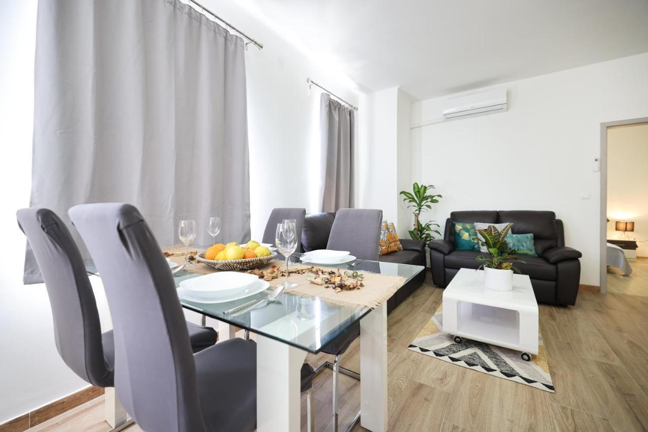 Mathilda'S Apartment Zadar Exterior photo